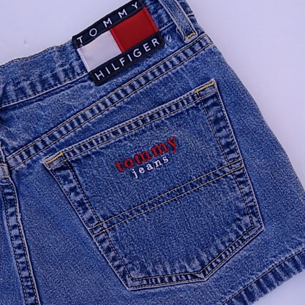 TOMMY HILFIGER SHORTS